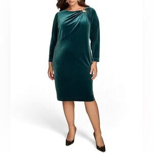 Donna Karan Velvet Boat Neck Long Sleeve Hardware Sheath Emerald Green Dress 24W